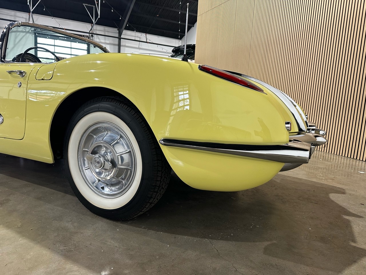 Chevrolet-Corvette-1958-American-Muscle-Car-15