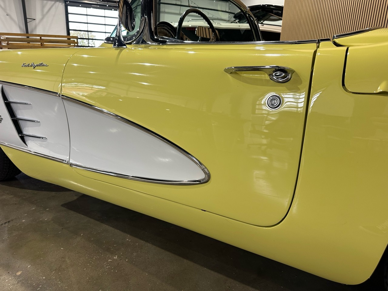 Chevrolet-Corvette-1958-American-Muscle-Car-23