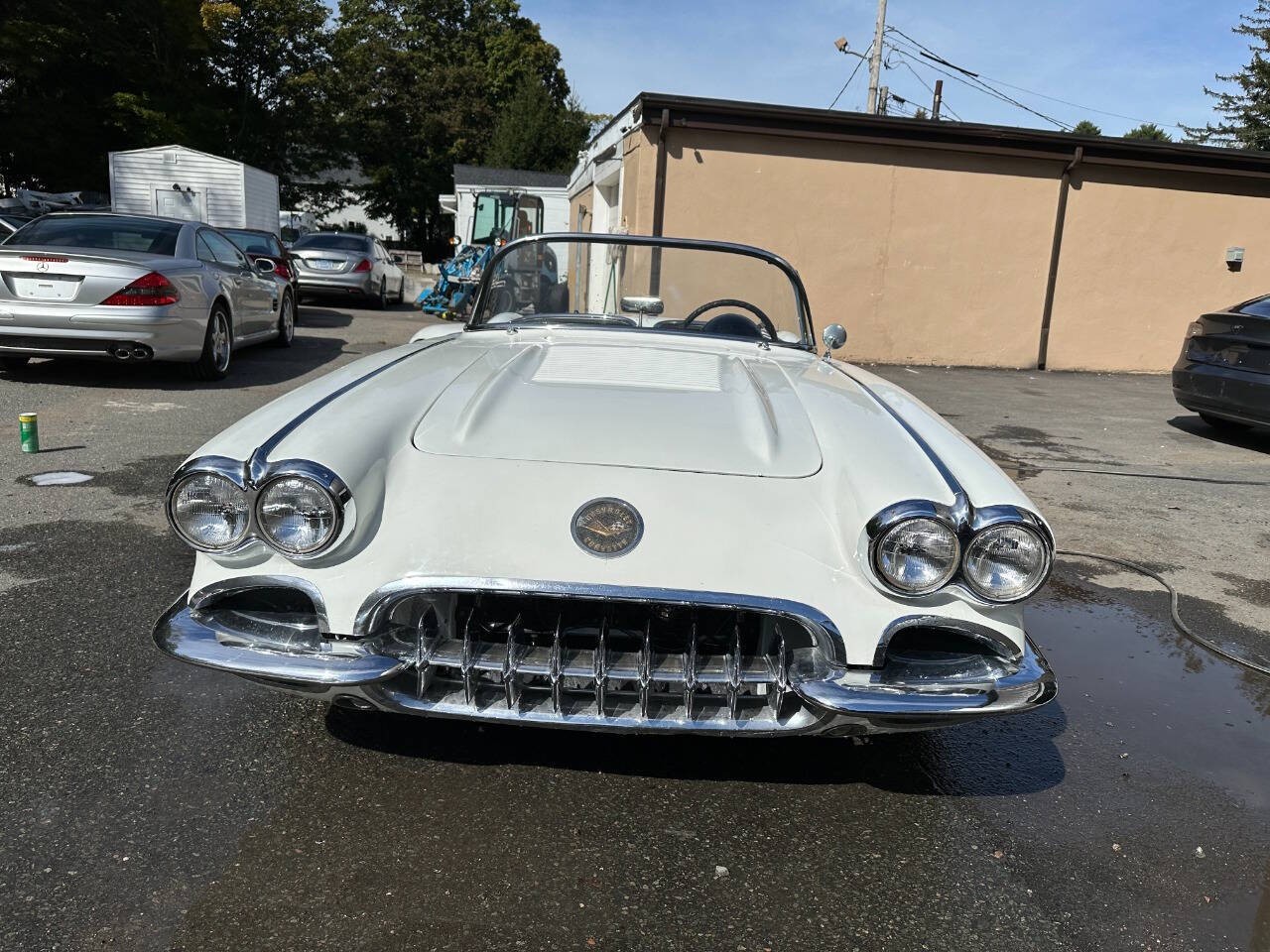Chevrolet-Corvette-1958-Convertible-1