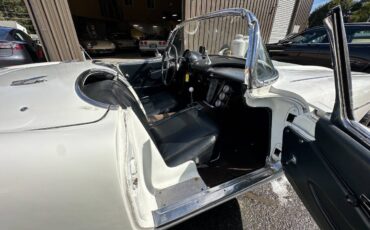 Chevrolet-Corvette-1958-Convertible-12