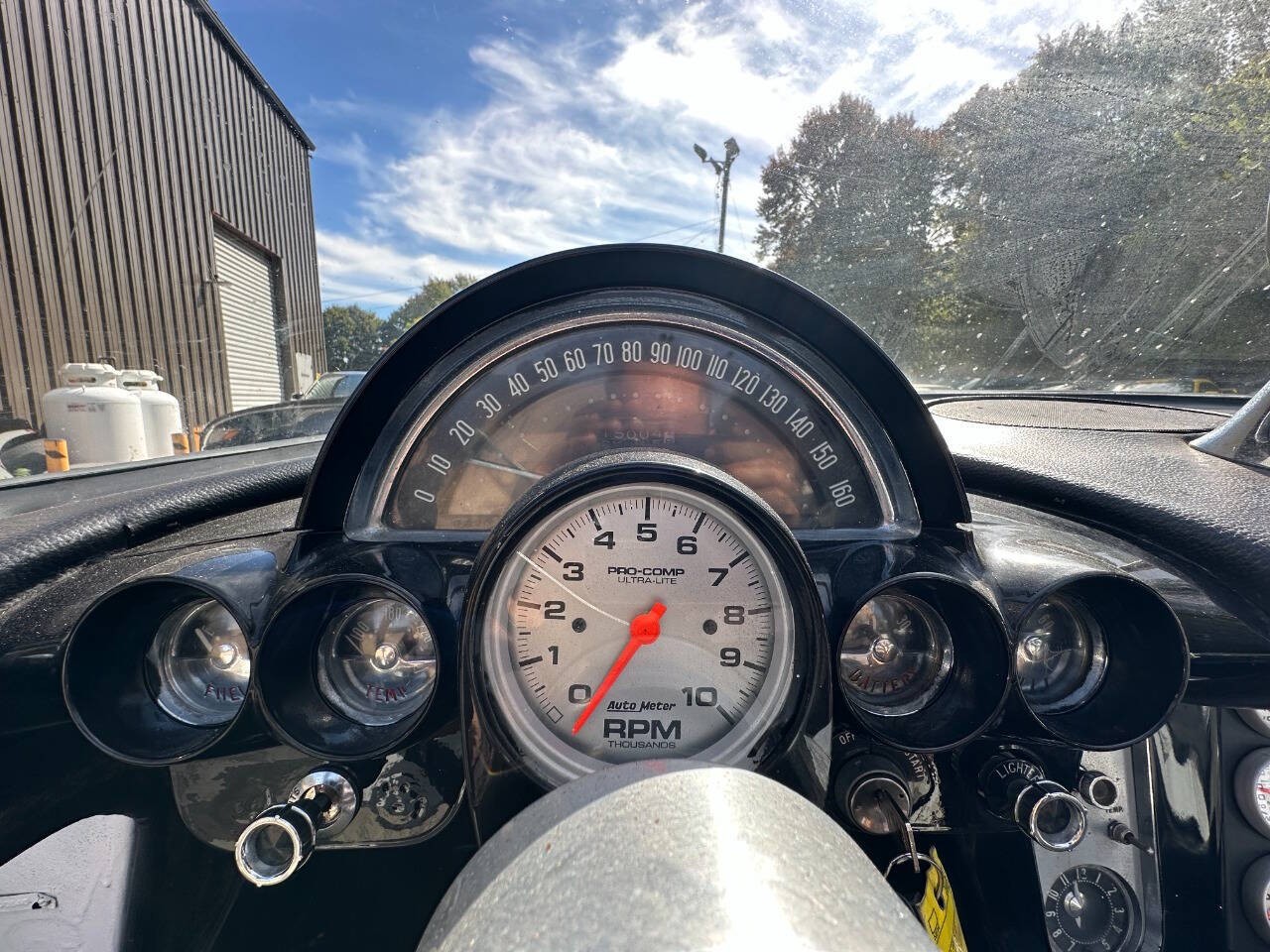 Chevrolet-Corvette-1958-Convertible-24