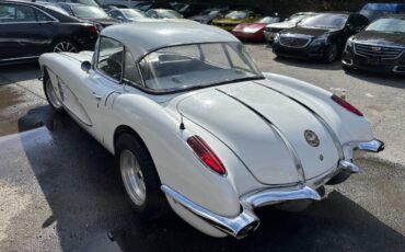 Chevrolet-Corvette-1958-Convertible-36