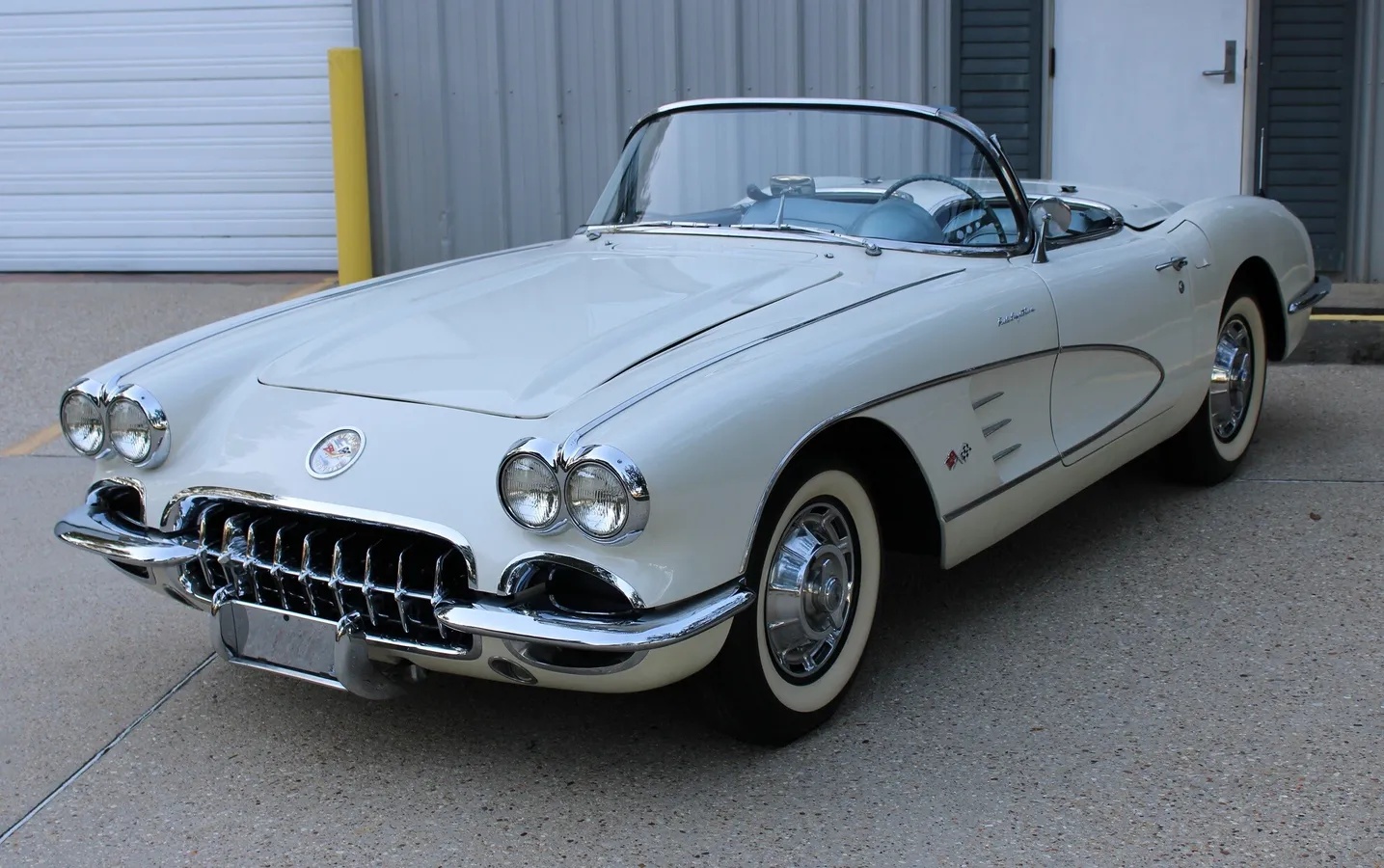 Chevrolet-Corvette-1959-13
