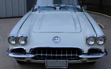 Chevrolet-Corvette-1959-14