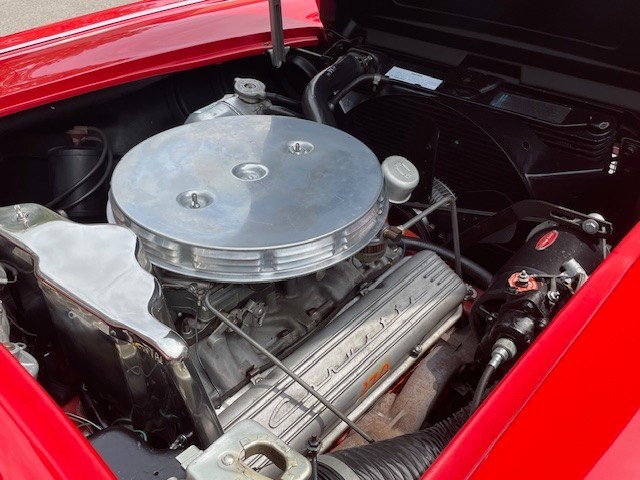 Chevrolet-Corvette-1961-Convertible-16