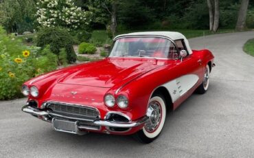 Chevrolet-Corvette-1961-Convertible-29