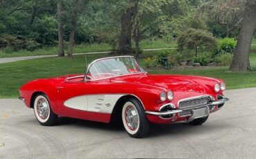 Chevrolet-Corvette-1961-Convertible-33