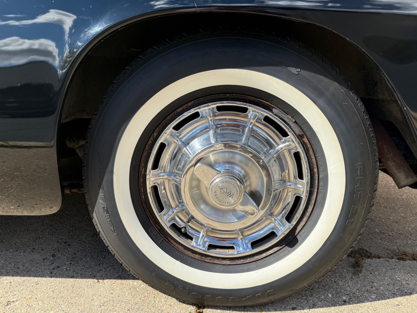 Chevrolet-Corvette-1961-Convertible-5
