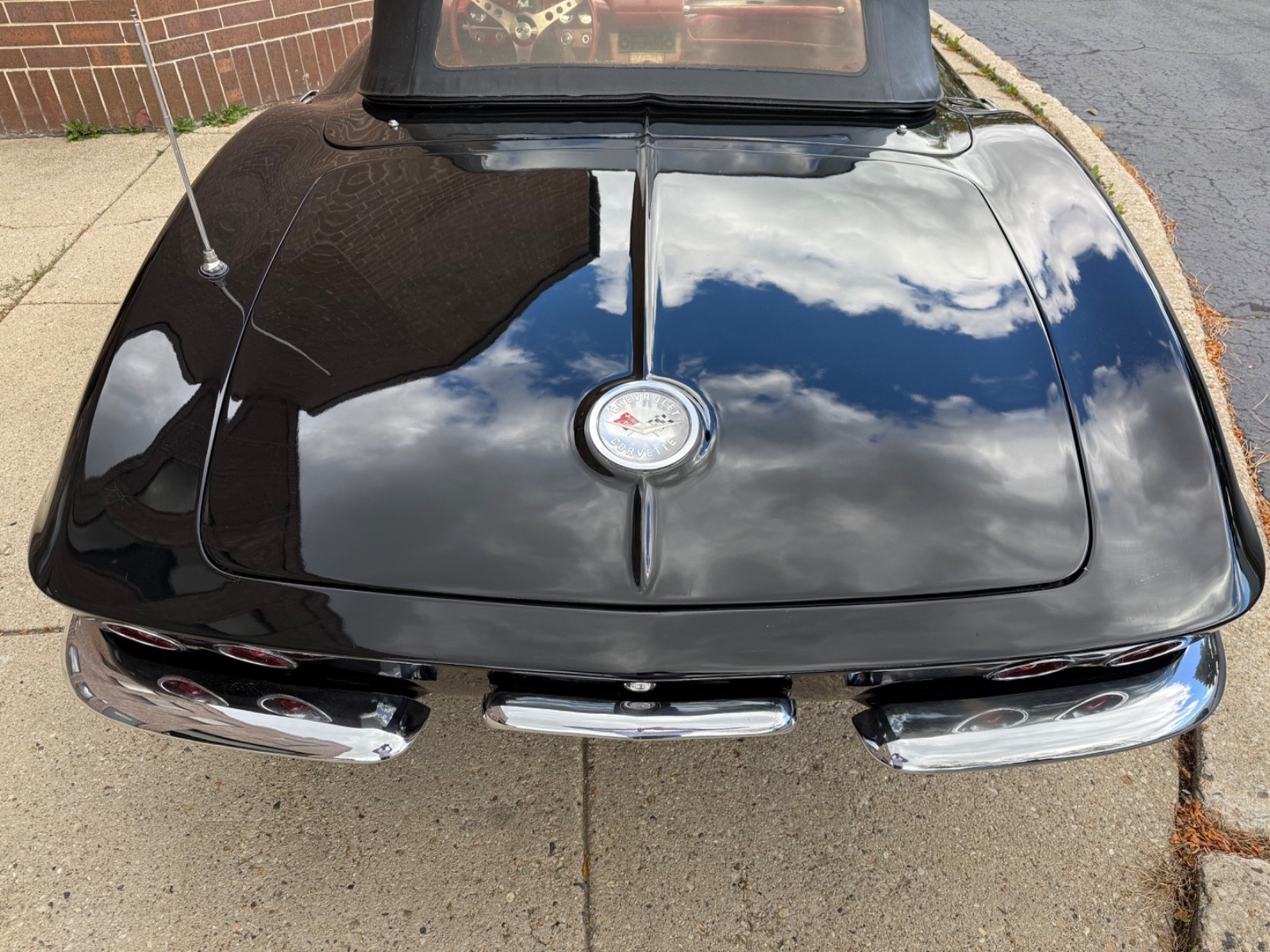 Chevrolet-Corvette-1961-Convertible-6