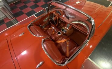 Chevrolet-Corvette-1961-Red-Red-16