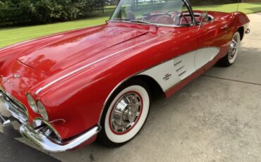 Chevrolet-Corvette-1961-Red-Red-3