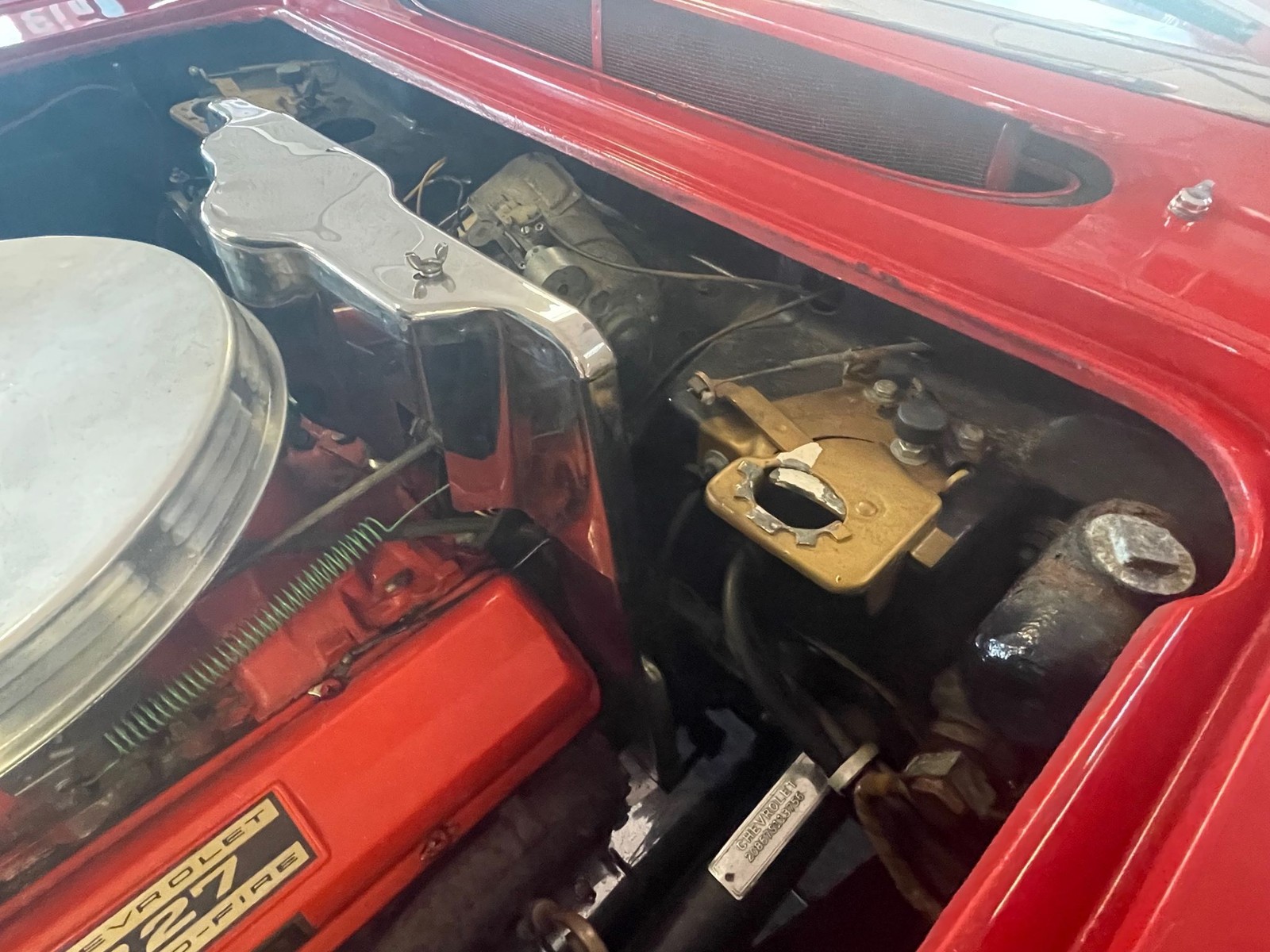 Chevrolet-Corvette-1962-327-300-4-Speed-17