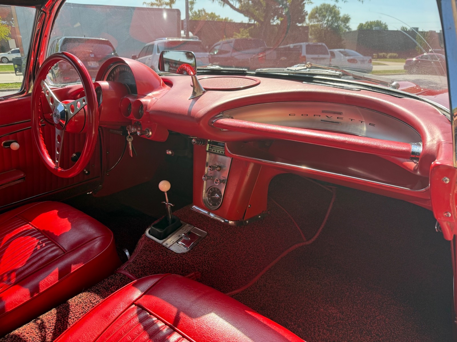 Chevrolet-Corvette-1962-Convertible-33