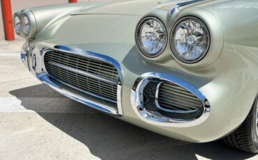 Chevrolet-Corvette-1962-Convertible-8