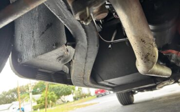 Chevrolet-Corvette-1963-12