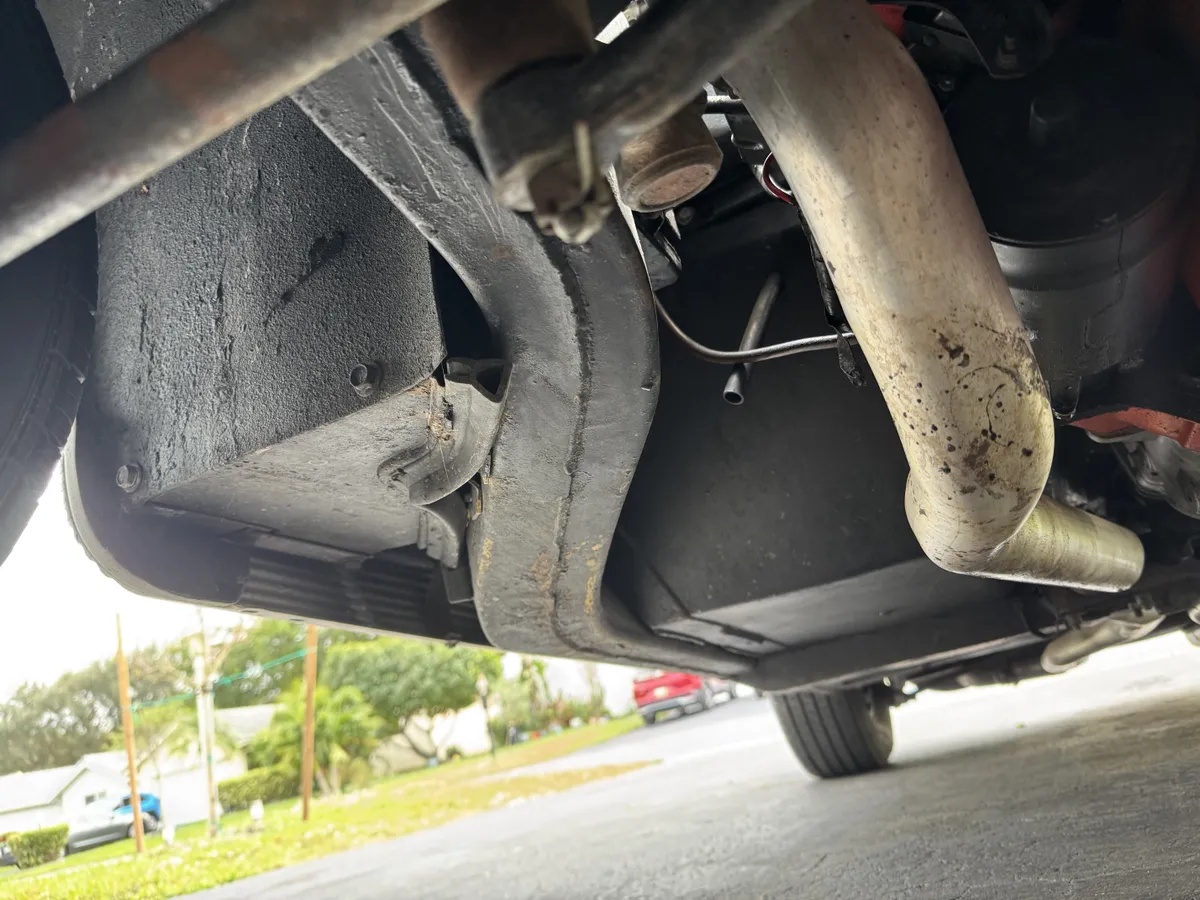 Chevrolet-Corvette-1963-12