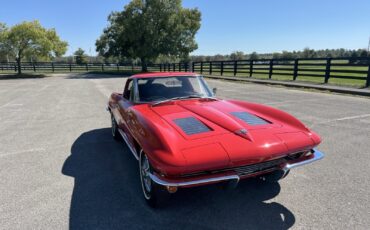 Chevrolet-Corvette-1963-13