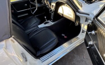 Chevrolet-Corvette-1963-18