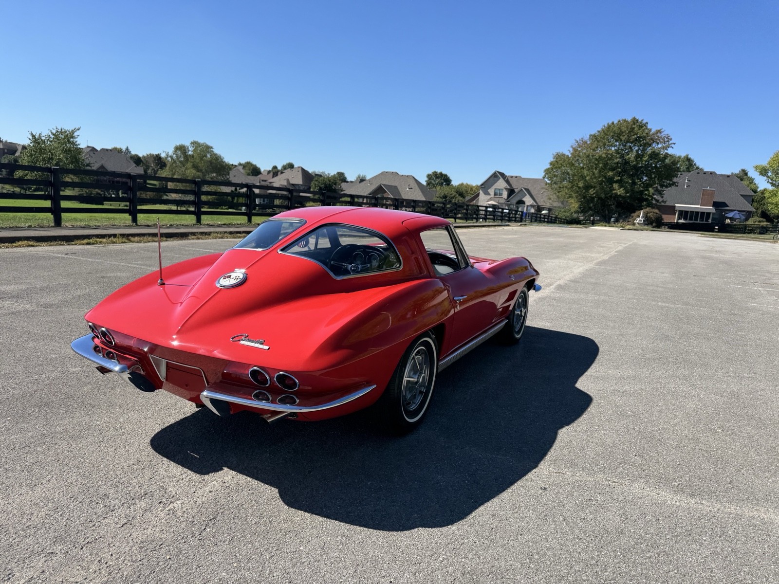 Chevrolet-Corvette-1963-22
