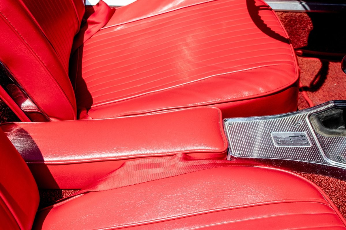 Chevrolet-Corvette-1963-29