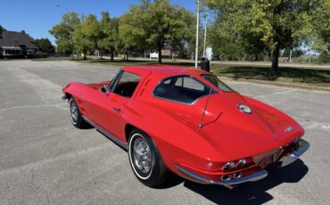 Chevrolet-Corvette-1963-3