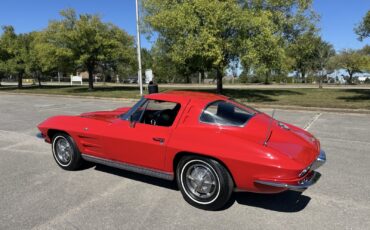 Chevrolet-Corvette-1963-4