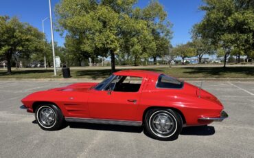 Chevrolet-Corvette-1963-5