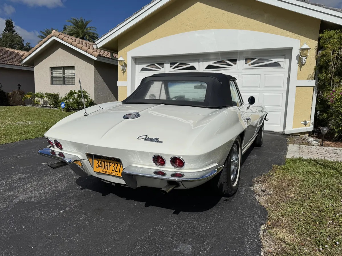 Chevrolet-Corvette-1963-7
