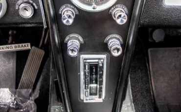 Chevrolet-Corvette-1963-Convertible-25