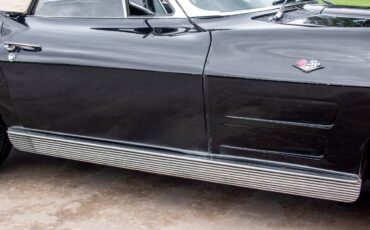 Chevrolet-Corvette-1963-Convertible-6