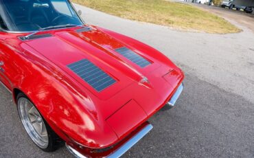 Chevrolet-Corvette-1963-Coupe-10
