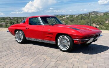 Chevrolet-Corvette-1963-Coupe-10
