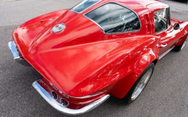 Chevrolet-Corvette-1963-Coupe-12