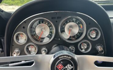 Chevrolet-Corvette-1963-Coupe-14