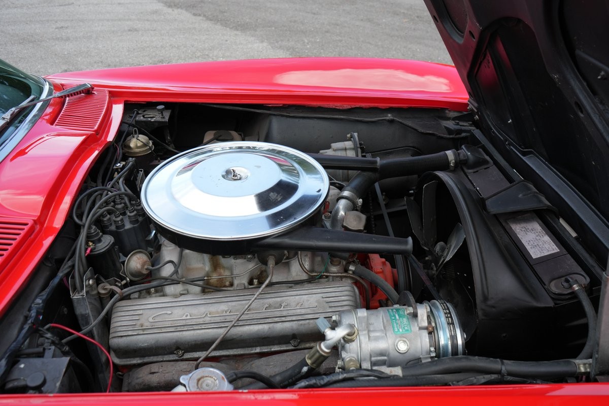 Chevrolet-Corvette-1963-Coupe-14