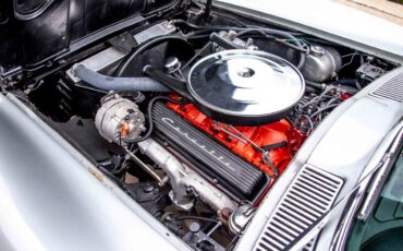 Chevrolet-Corvette-1963-Coupe-16