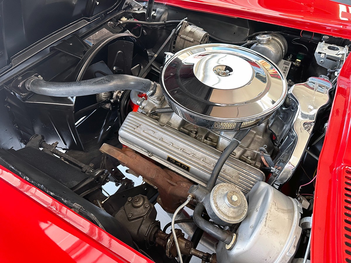 Chevrolet-Corvette-1963-Coupe-19