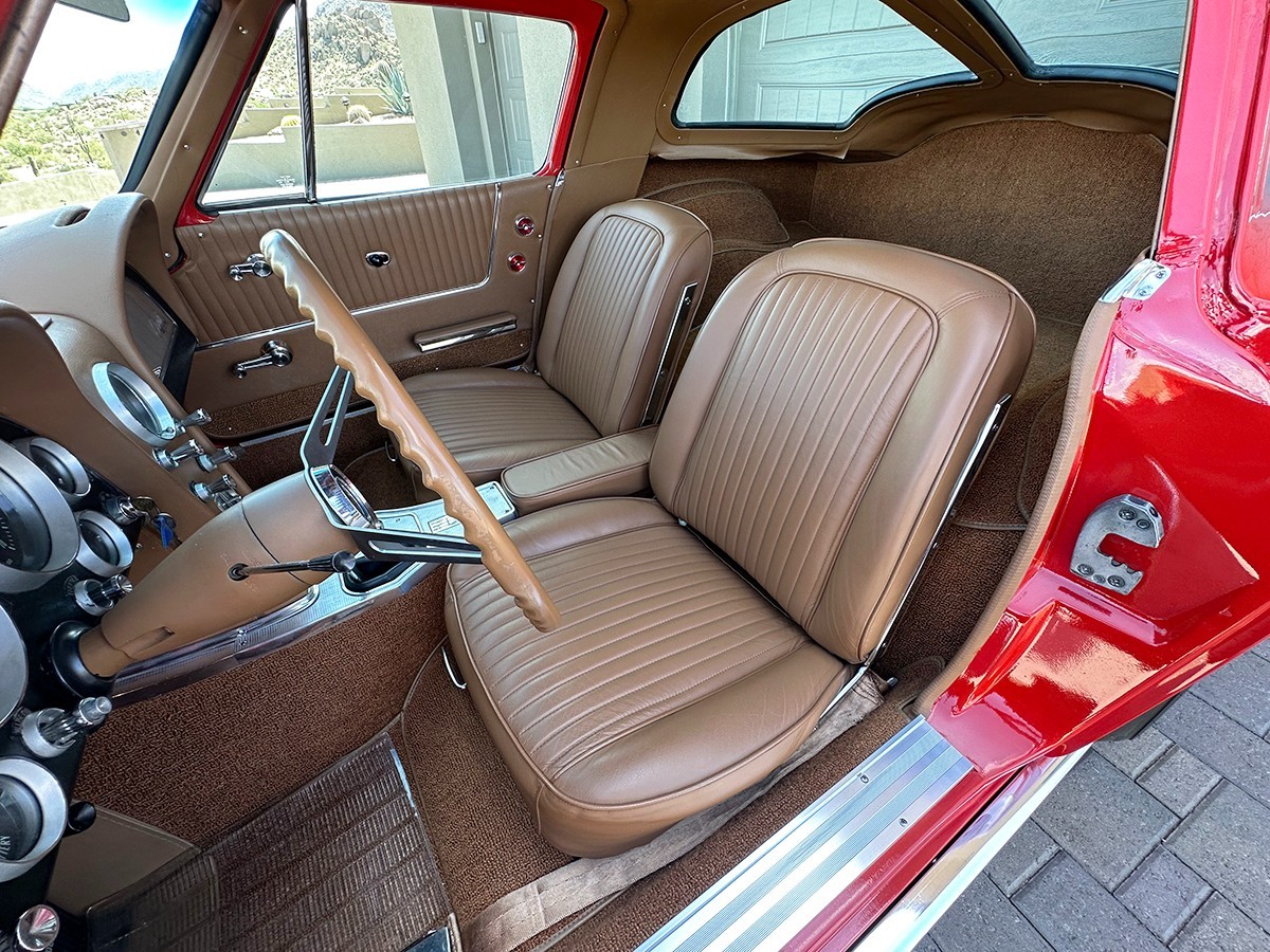 Chevrolet-Corvette-1963-Coupe-22