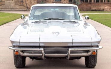 Chevrolet-Corvette-1963-Coupe-3