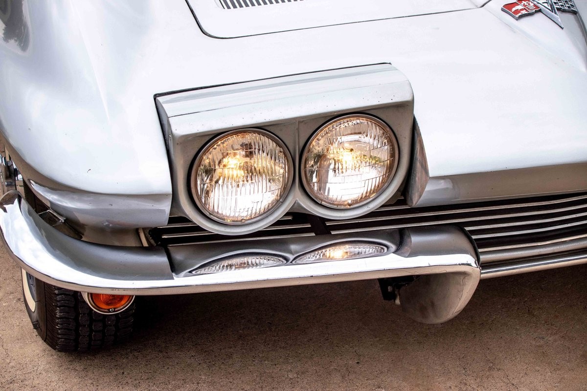 Chevrolet-Corvette-1963-Coupe-6