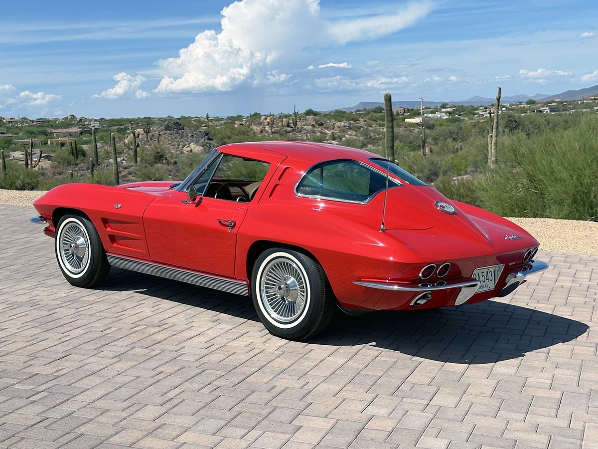 Chevrolet-Corvette-1963-Coupe-6