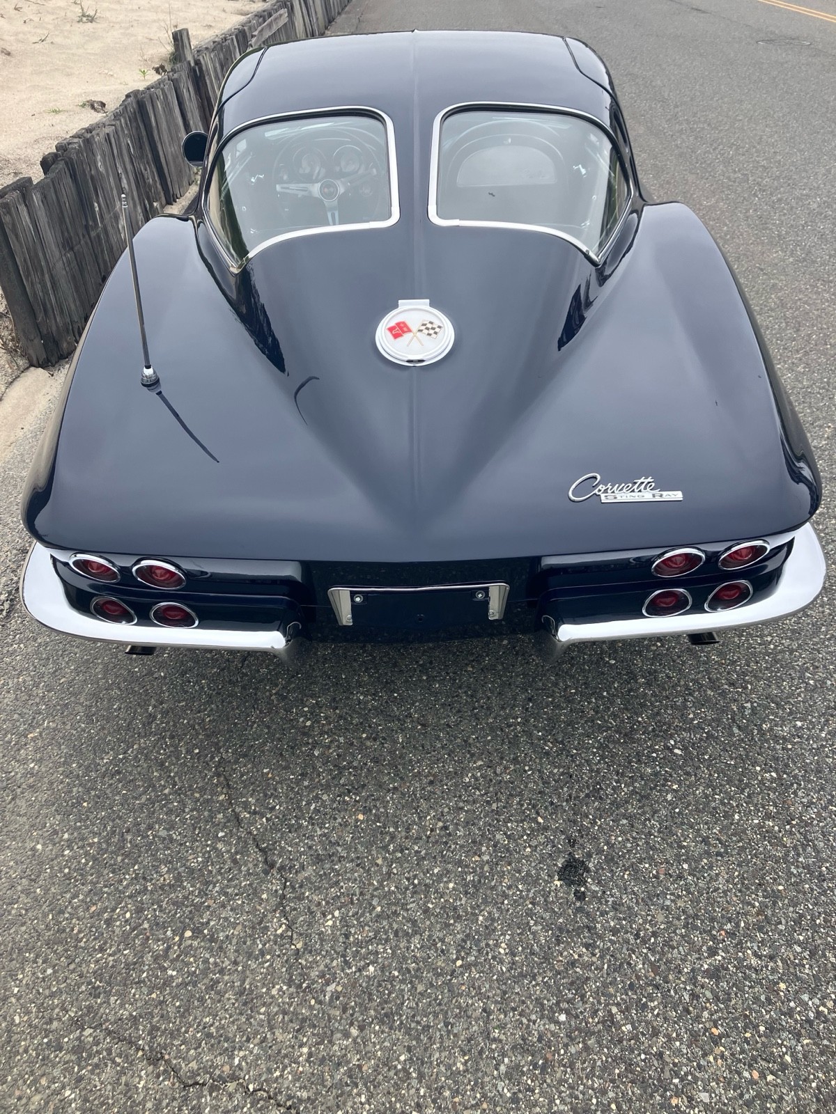 Chevrolet-Corvette-1963-Coupe-8