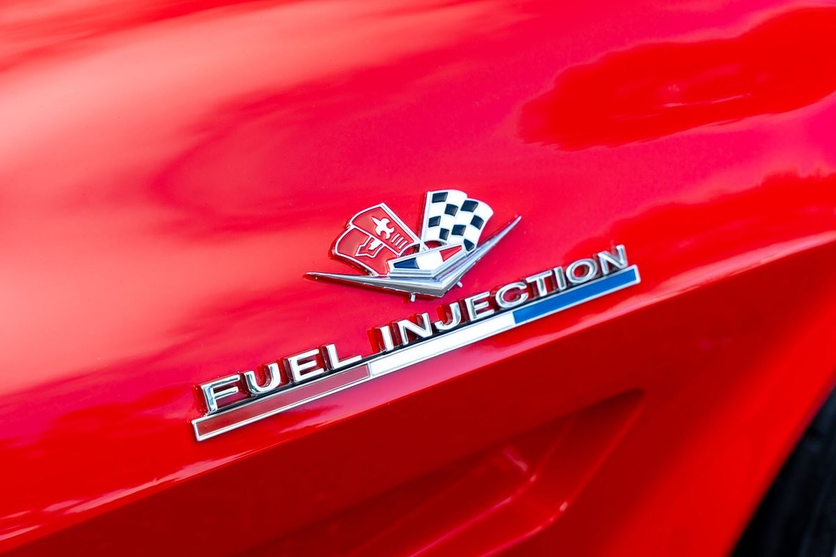 Chevrolet-Corvette-1963-Coupe-8