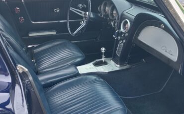 Chevrolet-Corvette-1963-Coupe-9