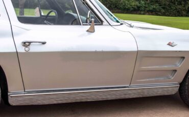 Chevrolet-Corvette-1963-Coupe-9