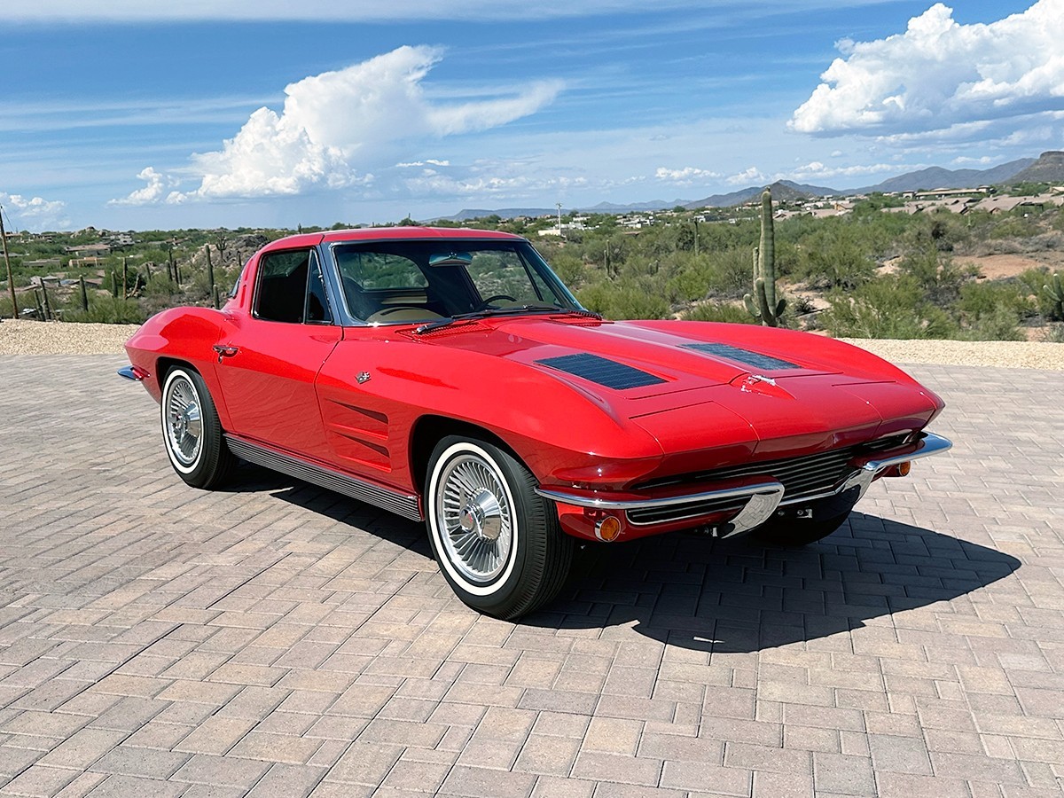 Chevrolet-Corvette-1963-Coupe-9