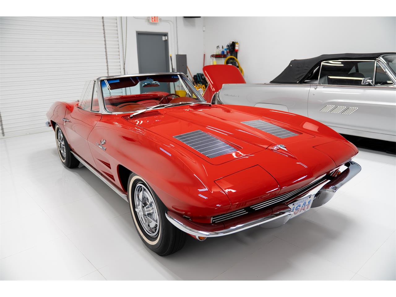 Chevrolet-Corvette-1963-Red-Red-12