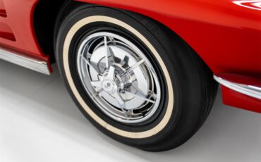 Chevrolet-Corvette-1963-Red-Red-14