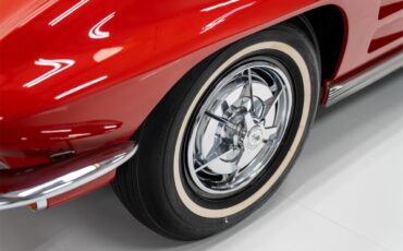 Chevrolet-Corvette-1963-Red-Red-15