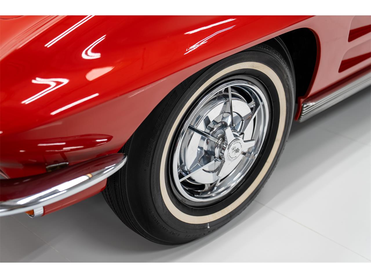 Chevrolet-Corvette-1963-Red-Red-15